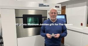 Text web: 3D prints Platinum Jubilee gift for The Queen